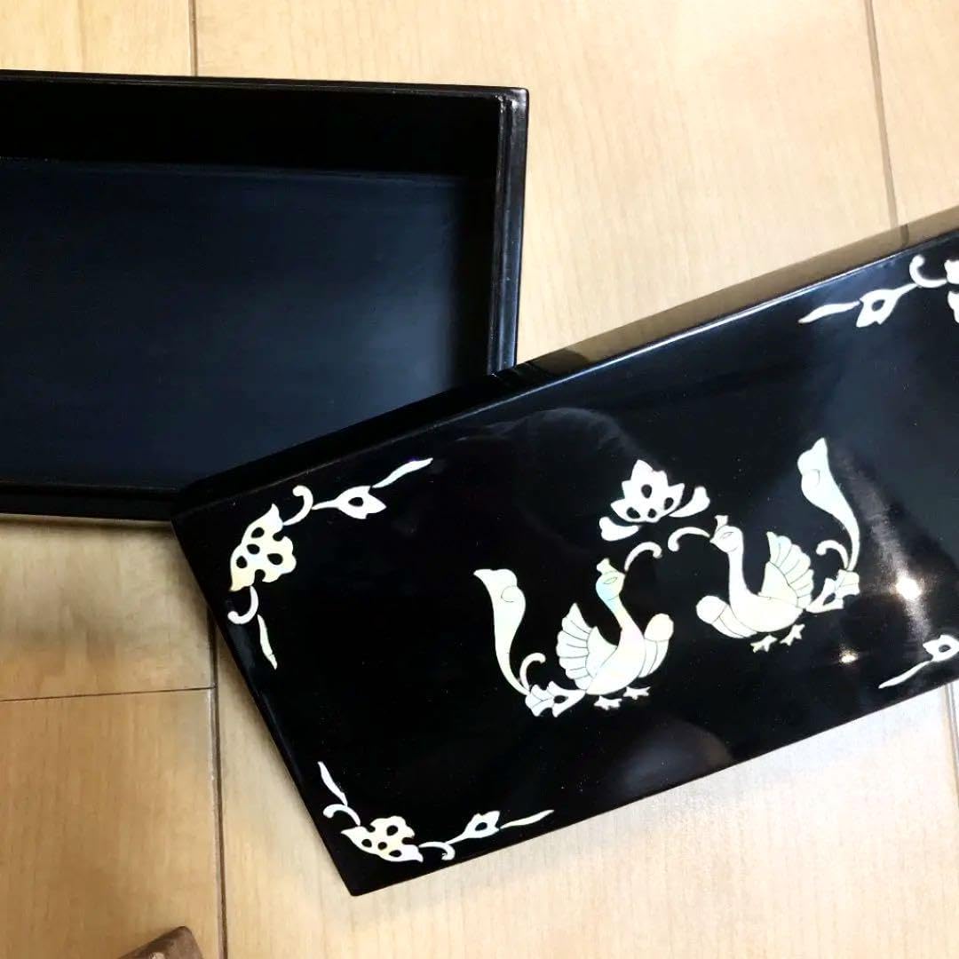 【極美品】奈良漆器 御調宝箱 天平文様 木製 漆 貝象嵌 極美品】奈良漆器 御調宝箱 天平文様 木製 漆 貝象嵌 正倉院文様